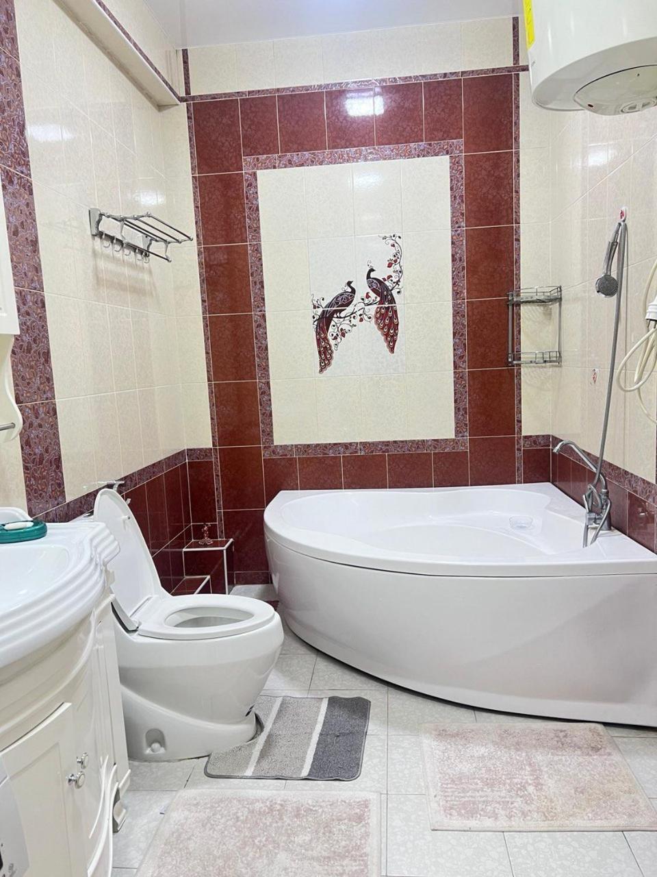 A Stylish Apartment In The Heart Of Tashkent! Exterior foto